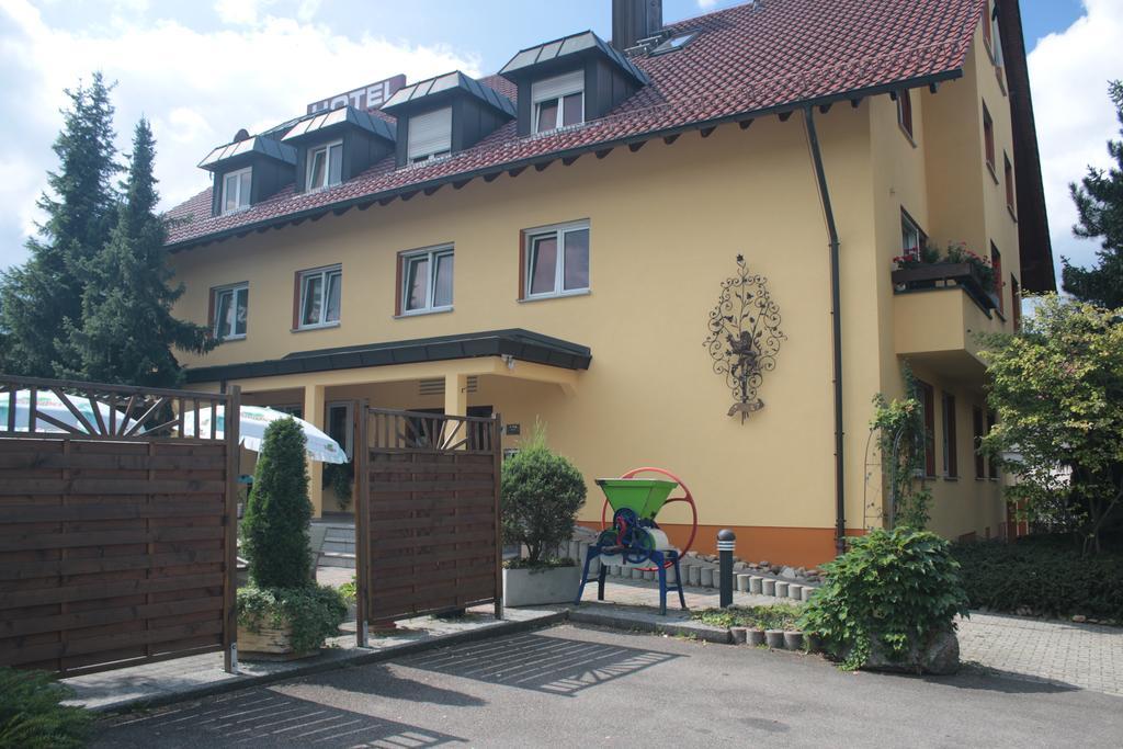 Hotel-Restaurant und Gästehaus Löwen Süßen Exterior foto